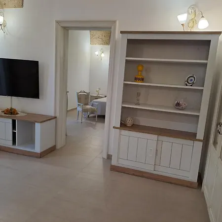 Prázdninový dům Assunta Lucugnano